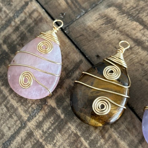 Natural Gemstone Wire Wrapped Teardrop Pendants - Crystals - Tigers Eye - Aventu - Picture 6 of 9